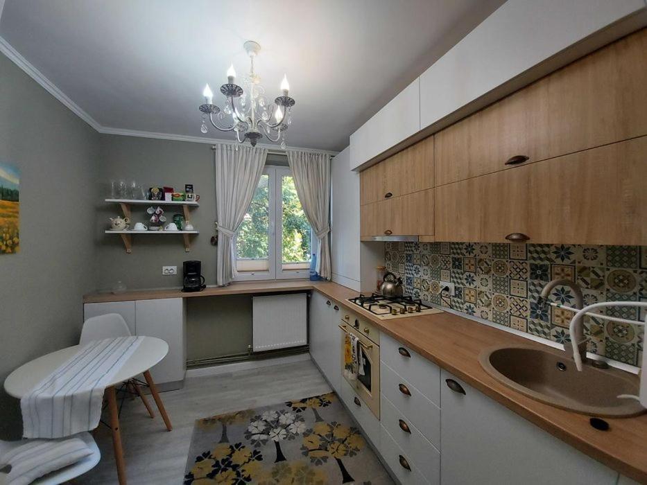 Apartament Marasesti ปีเตช ภายนอก รูปภาพ