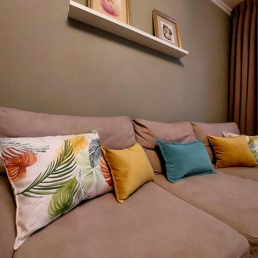 Apartament Marasesti ปีเตช ภายนอก รูปภาพ